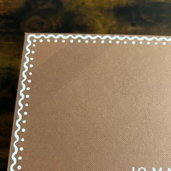 Jo Malone Ginger Bread Limited Edition Gift Box - Picture 3 of 8